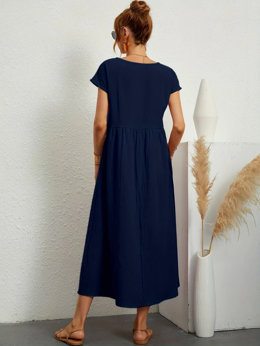 Robe ample col rond poches discrètes