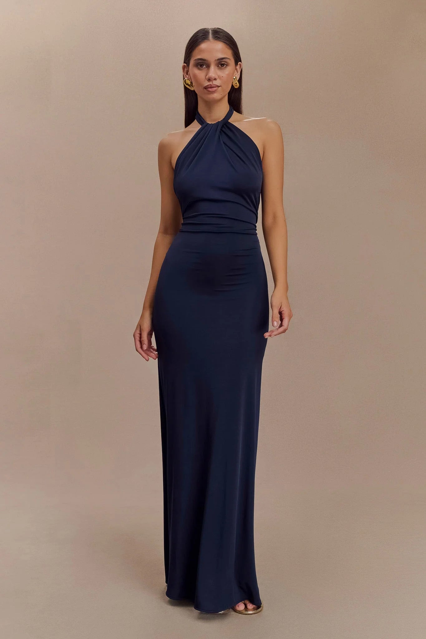 Robe longue halter dos nu