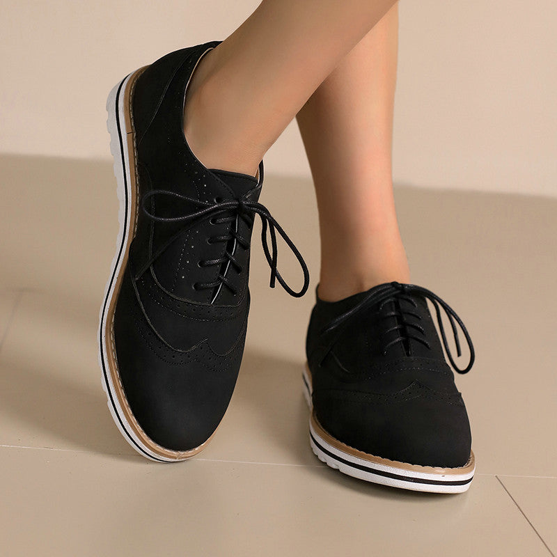 Chaussures Plates à Lacets