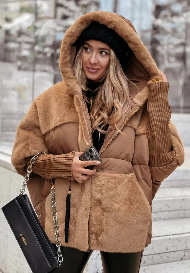 Manteau Patchwork Capuche Fourrure Coupe Ample