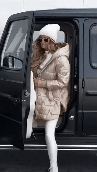 Parka longue brillante à capuche