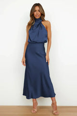 Robe Satinée Col Drapé Élégance Cérémonie