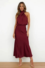 Robe Satinée Col Drapé Élégance Cérémonie