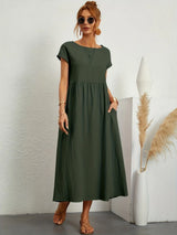 Robe ample col rond poches discrètes