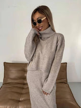 Ensemble robe midi en maille & pull col roulé